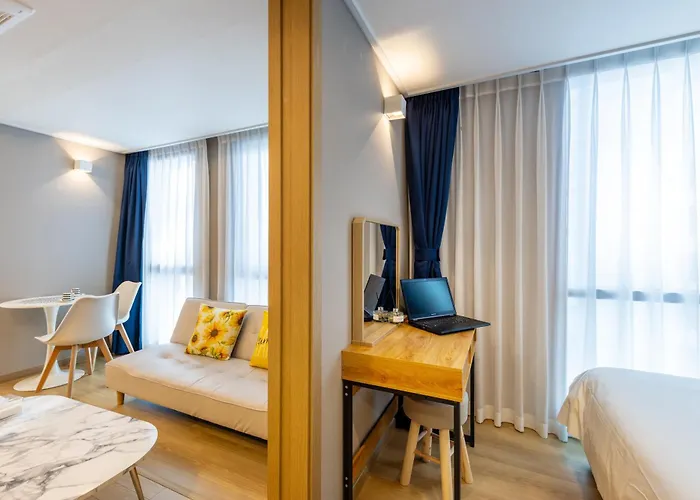 Hera Haeundae Family-up To 5 Guests Apartment